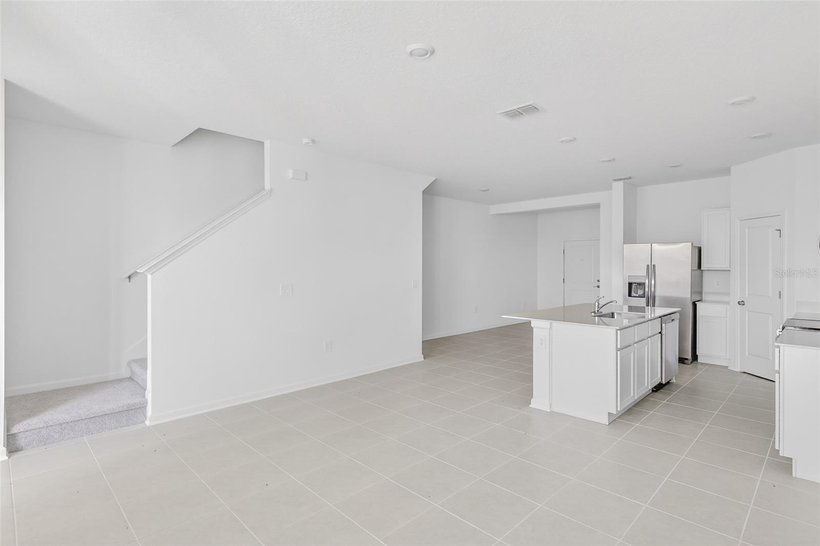 SOL VISTA - Residential Lease