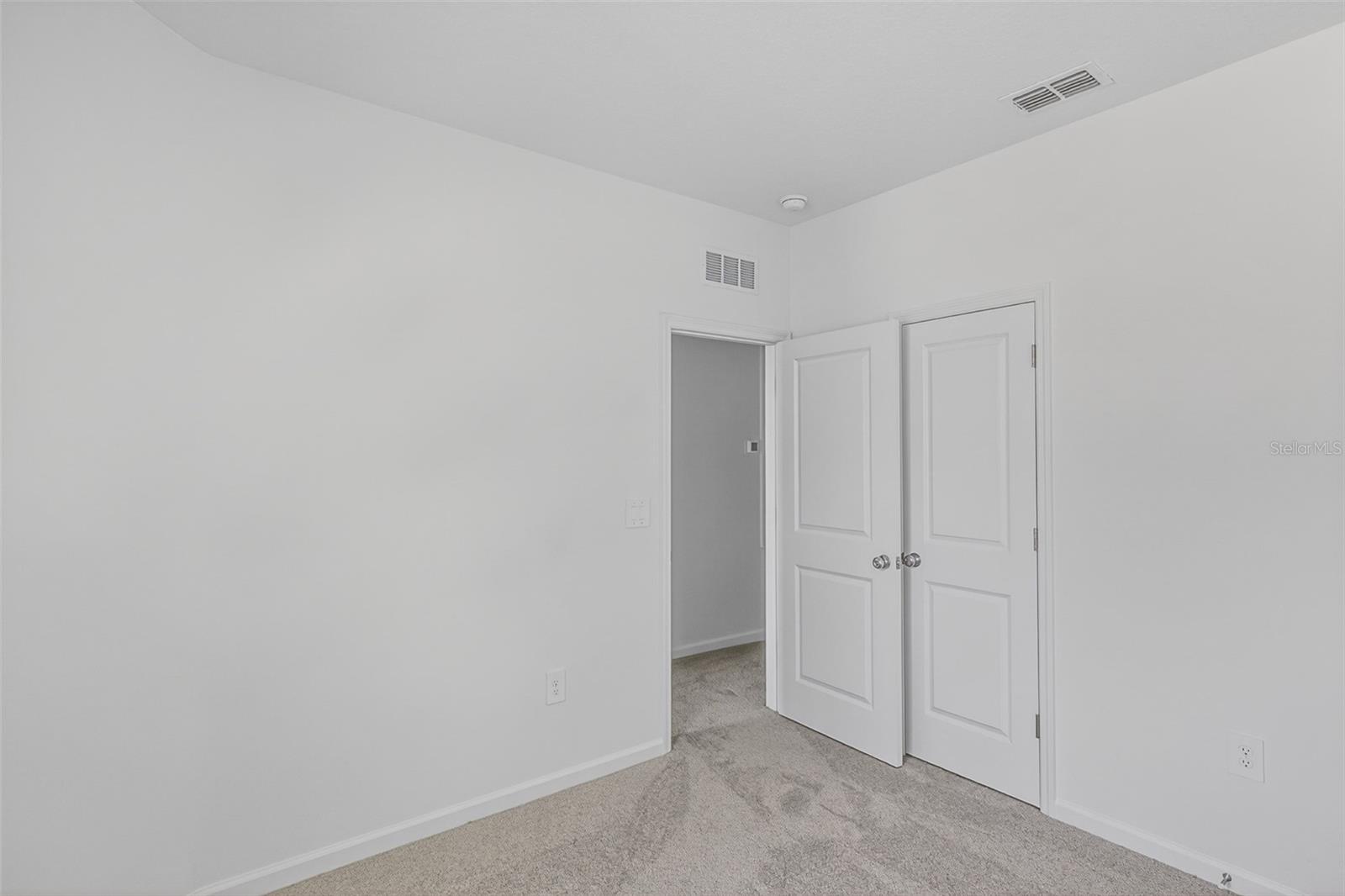 SOL VISTA - Residential Lease