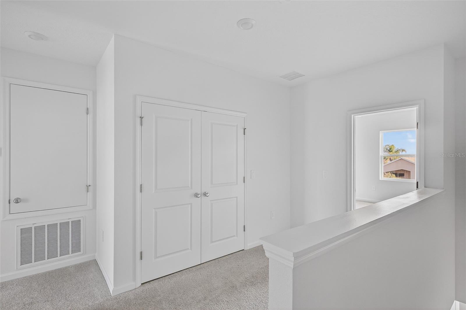 SOL VISTA - Residential Lease
