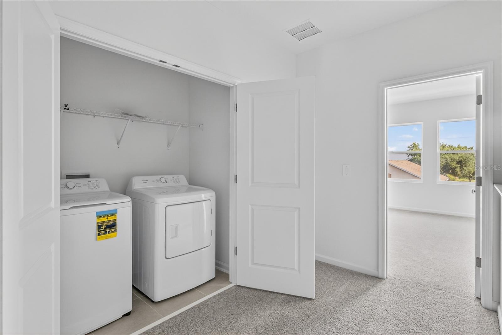 SOL VISTA - Residential Lease