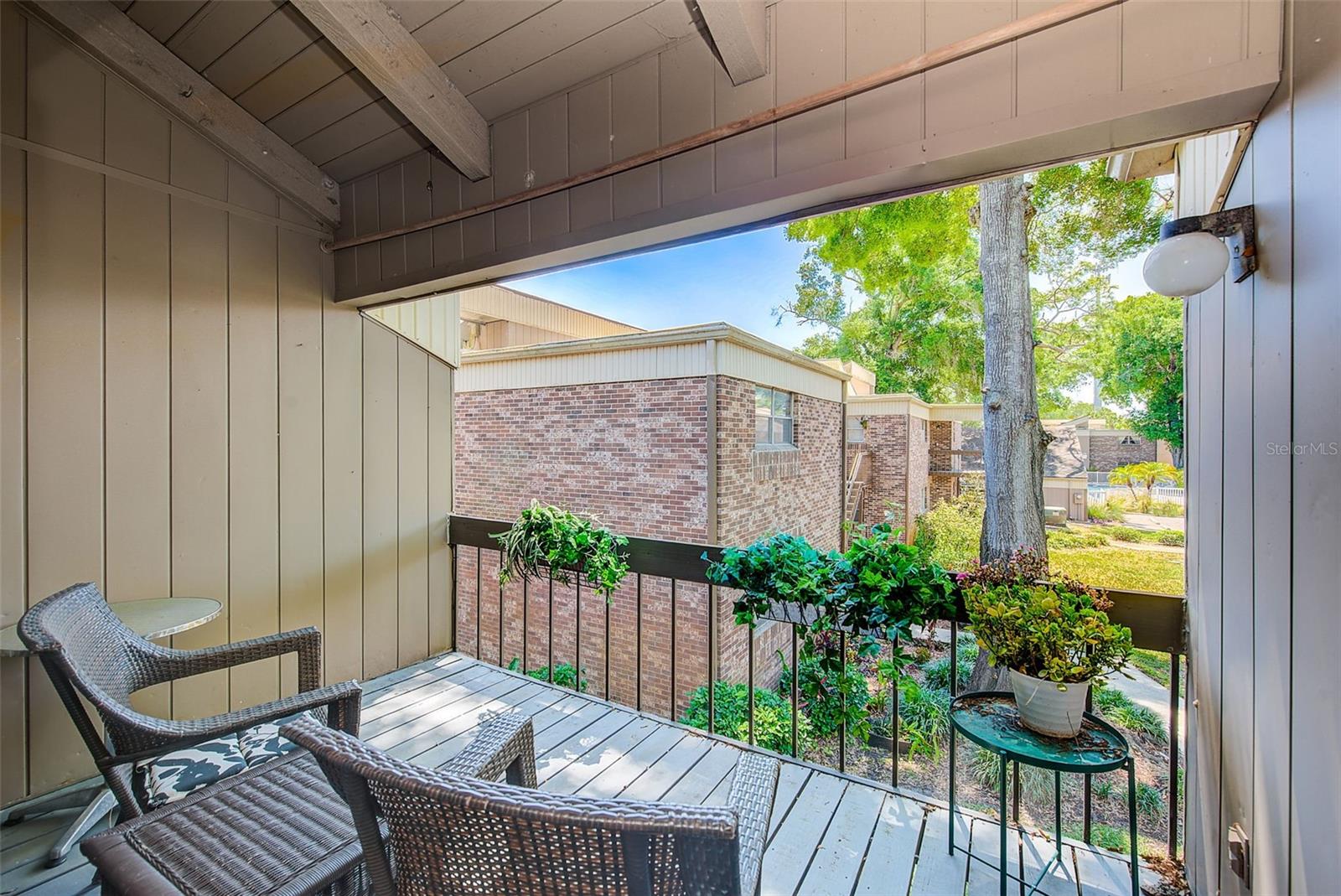 CARROLLBROOK LAKESIDE CONDOMIN - Residential