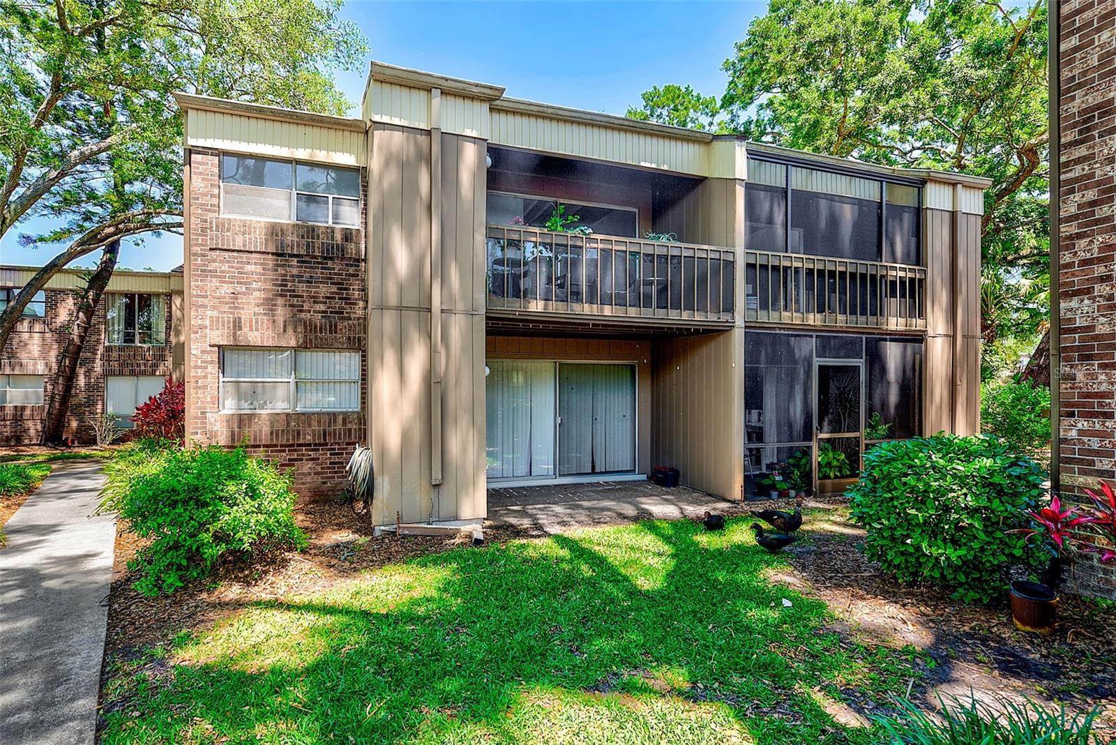 CARROLLBROOK LAKESIDE CONDOMIN - Residential