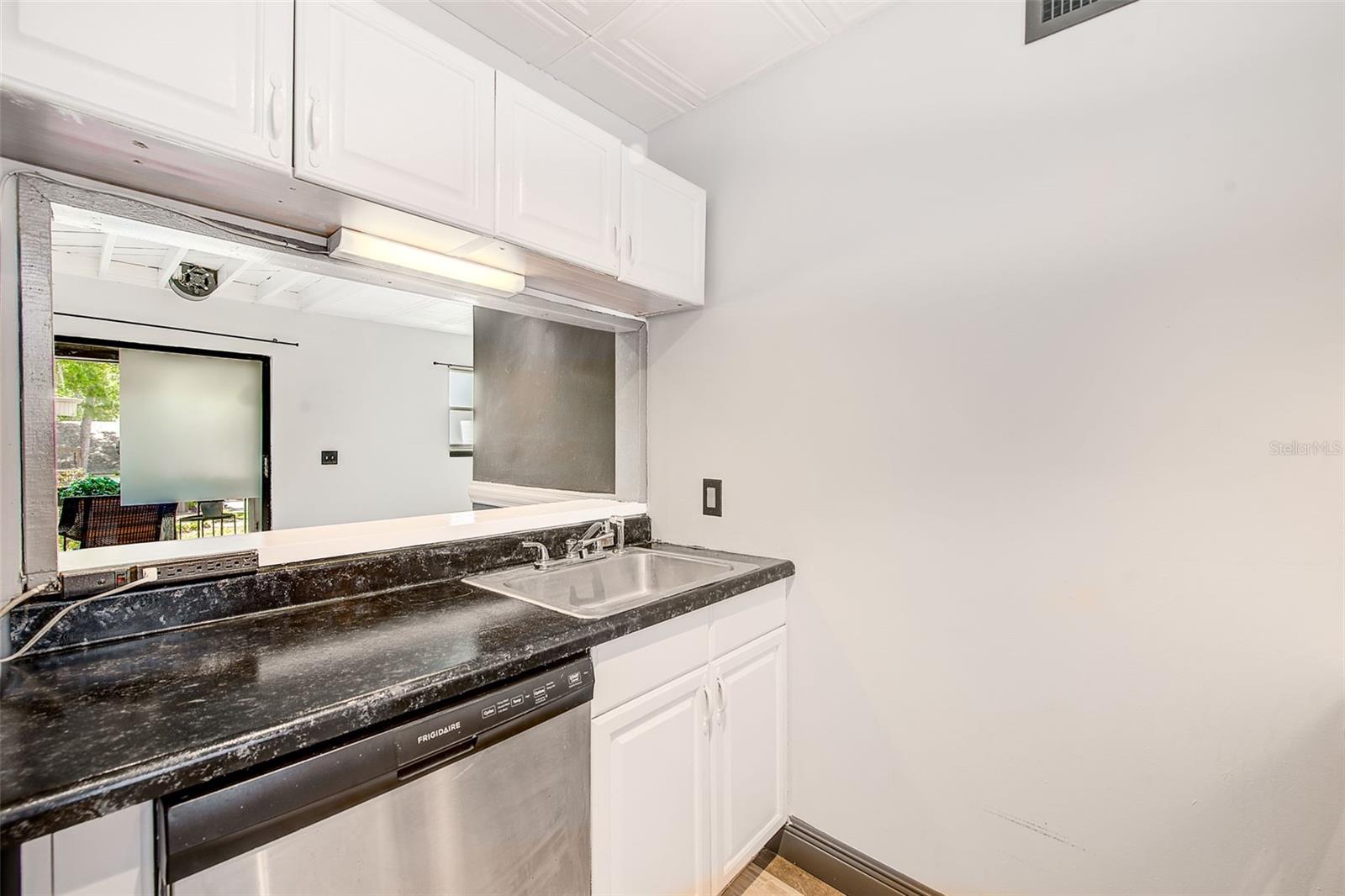 CARROLLBROOK LAKESIDE CONDOMIN - Residential