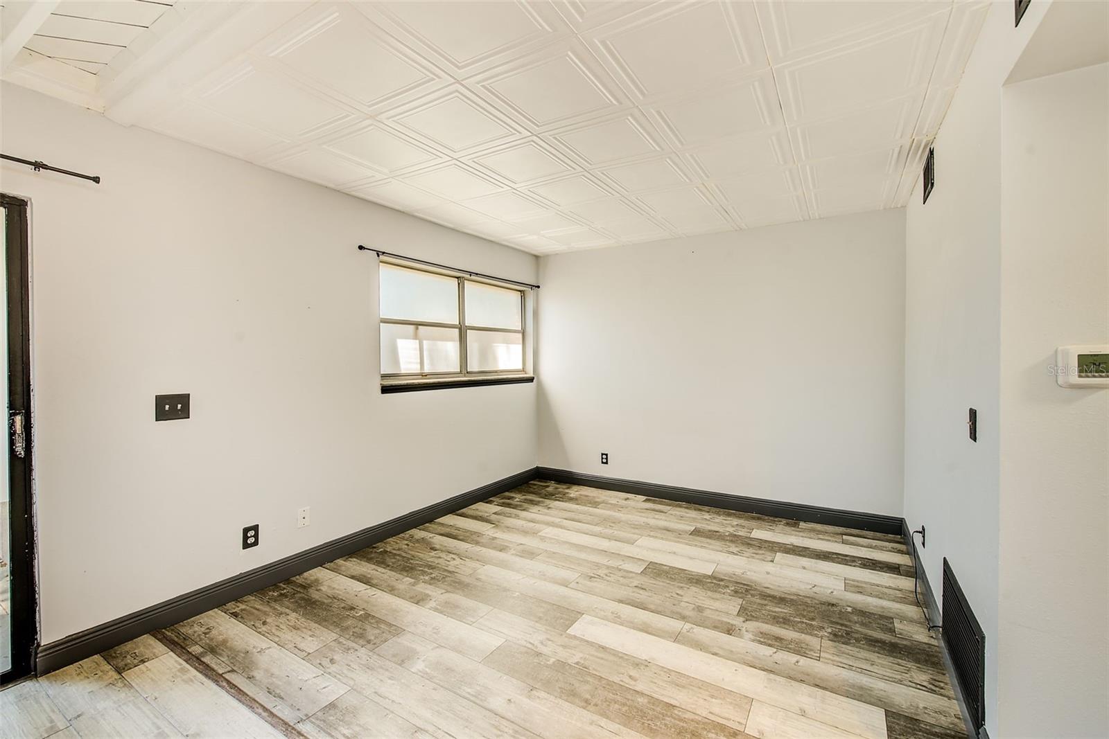 CARROLLBROOK LAKESIDE CONDOMIN - Residential