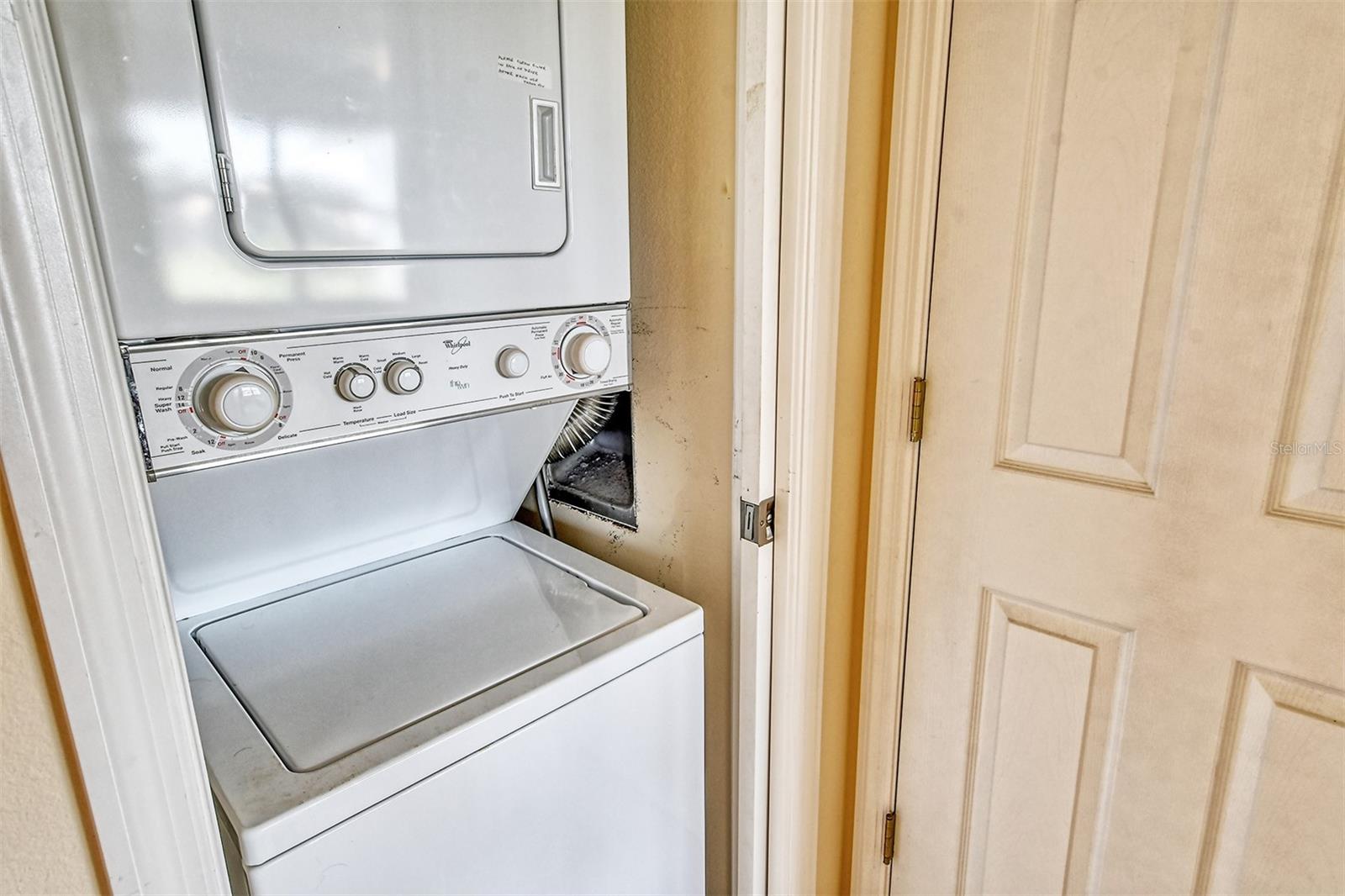 LAKES OF CAPRI - Residential