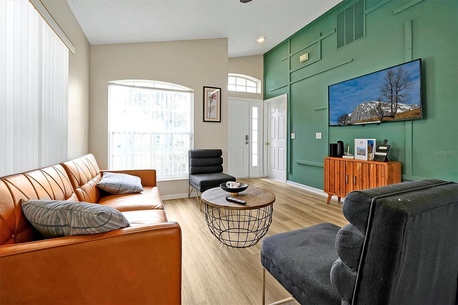 131 SONJA CIRCLE #1