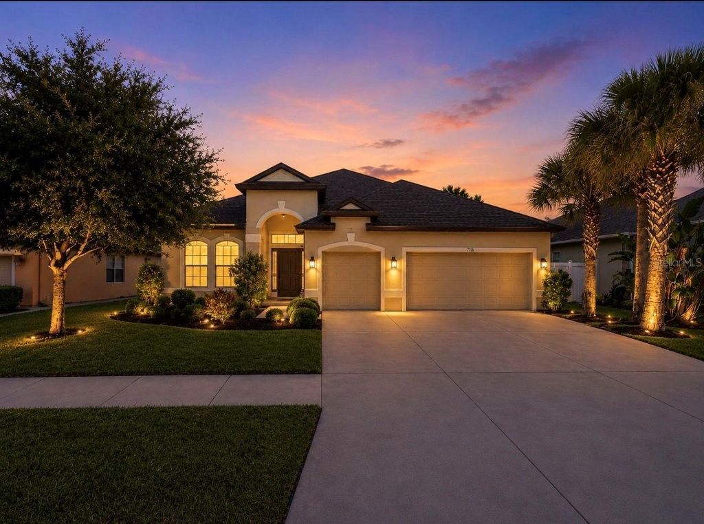 Photo of 7116 Harvest Glen Lane, Riverview, FL 33578 (MLS # TB8496065)