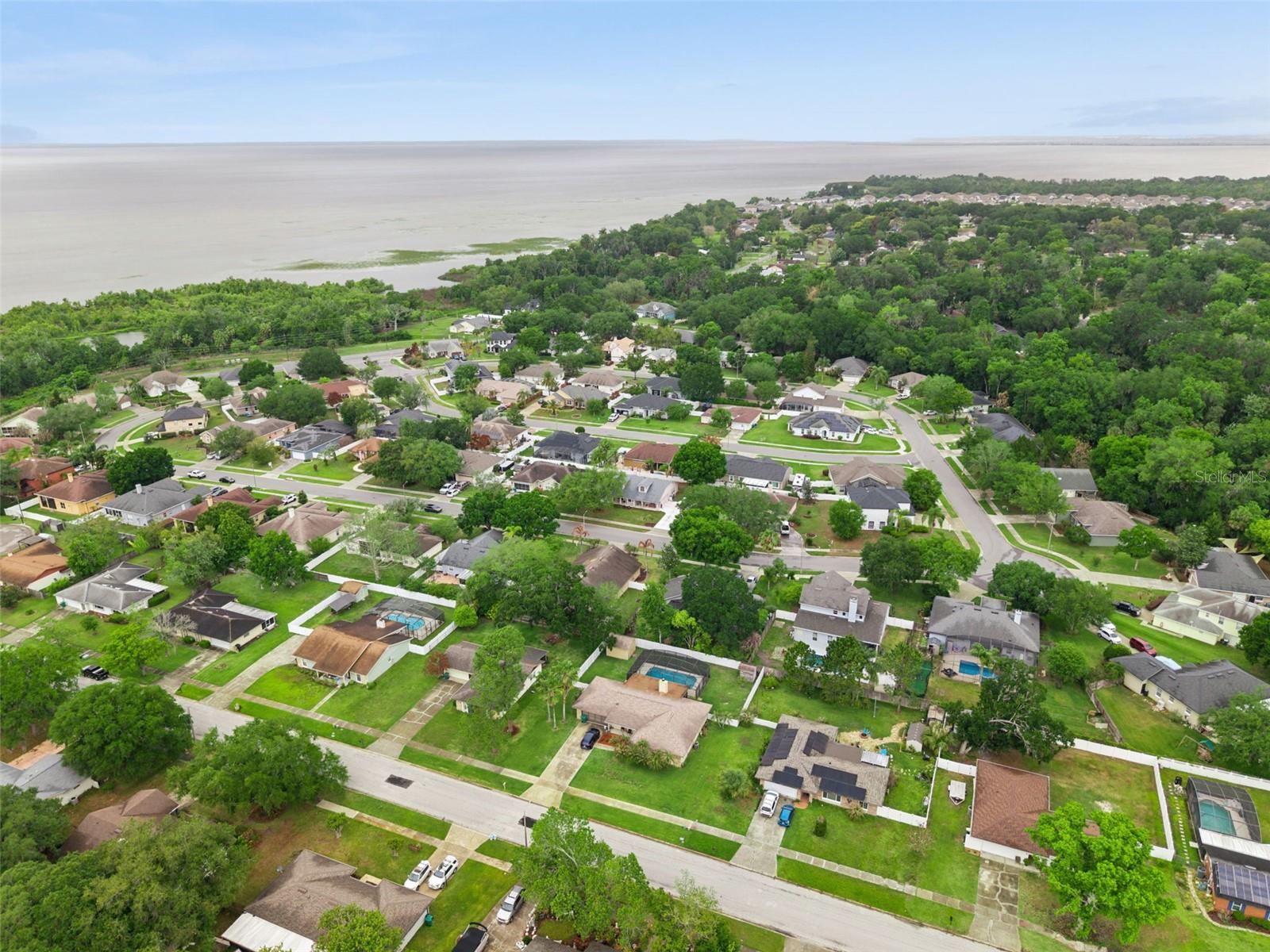 ISLAND POINTE SUB - Residential