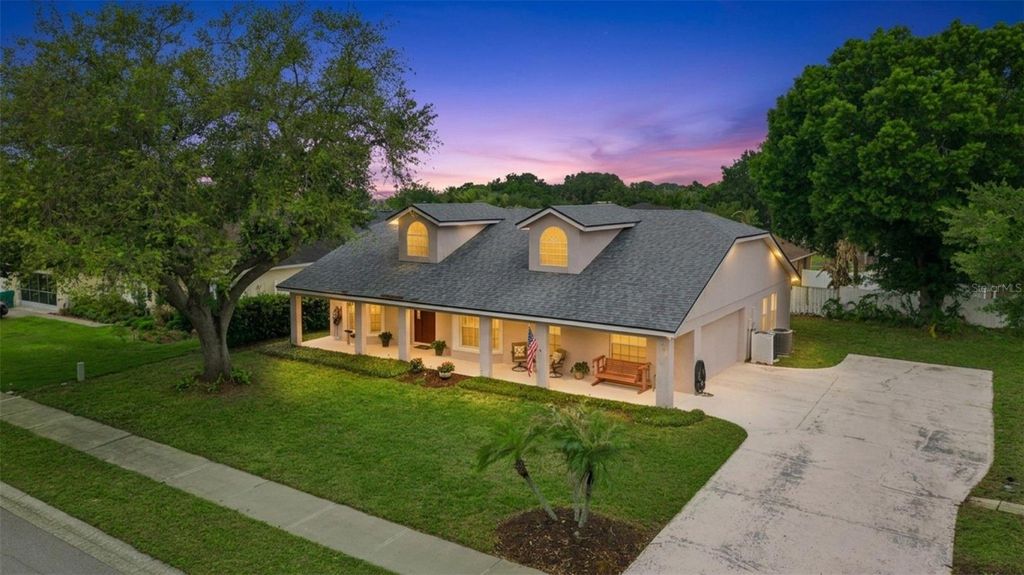 Photo of 1035 Chase Drive, Winter Garden, FL 34787 (MLS # O6396474)