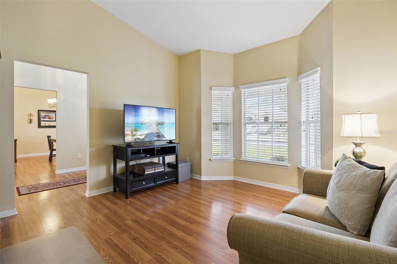 ISLAND POINTE SUB - Residential