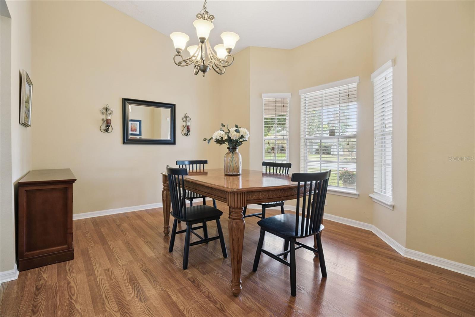 ISLAND POINTE SUB - Residential