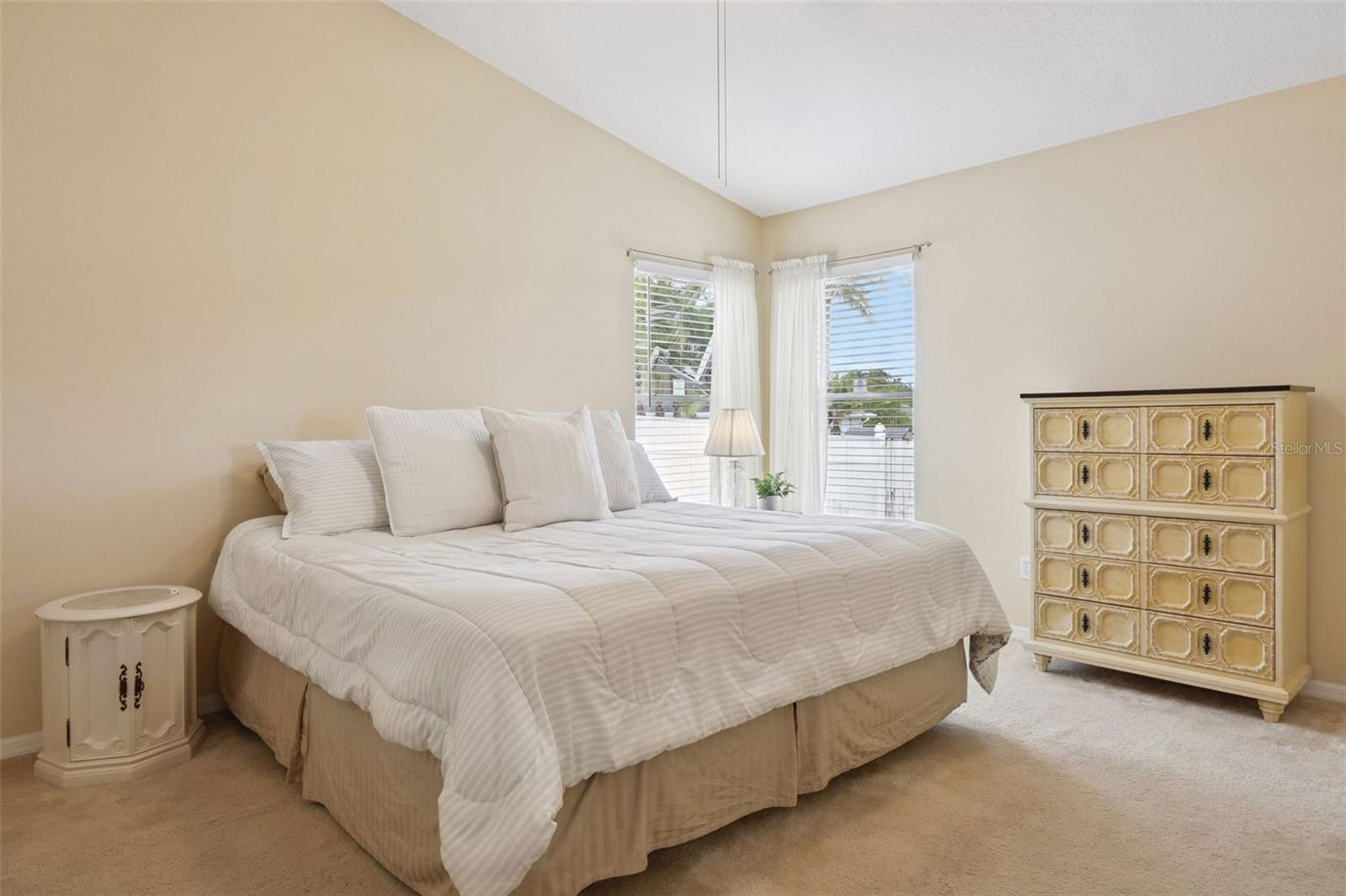 ISLAND POINTE SUB - Residential