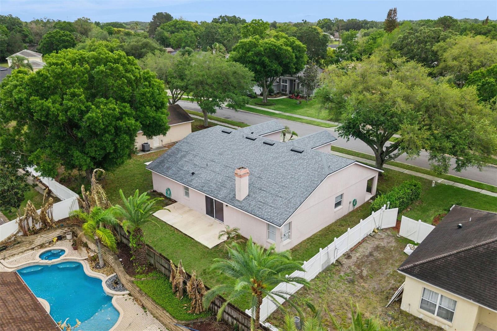 ISLAND POINTE SUB - Residential