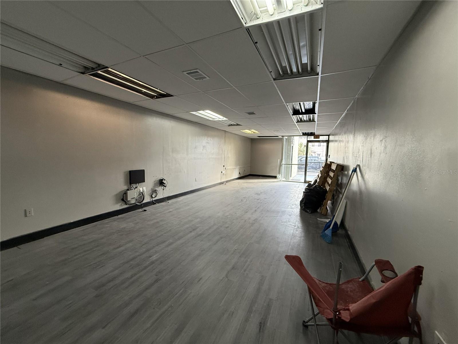 CORRONELLA - Commercial Lease