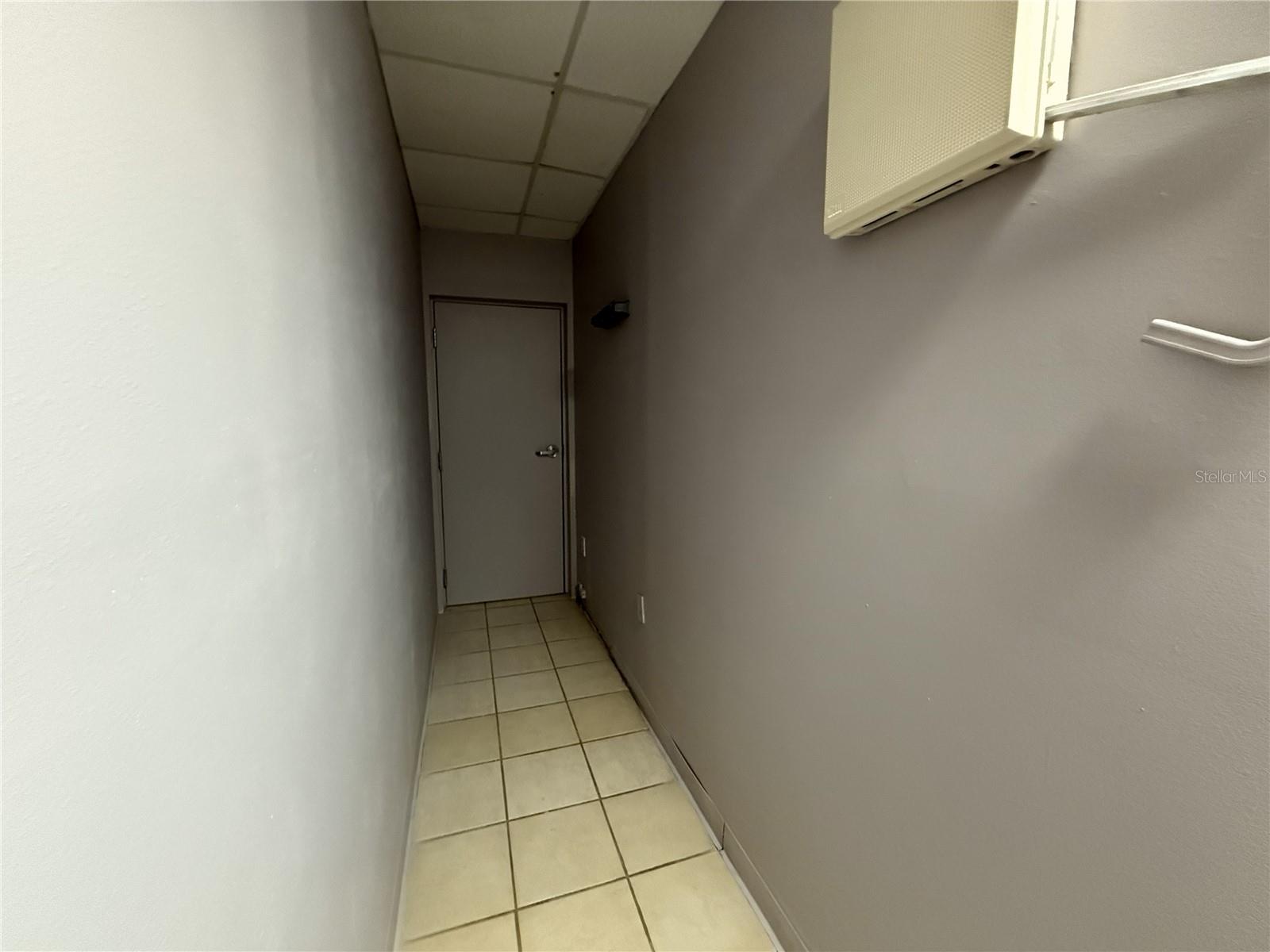 CORRONELLA - Commercial Lease