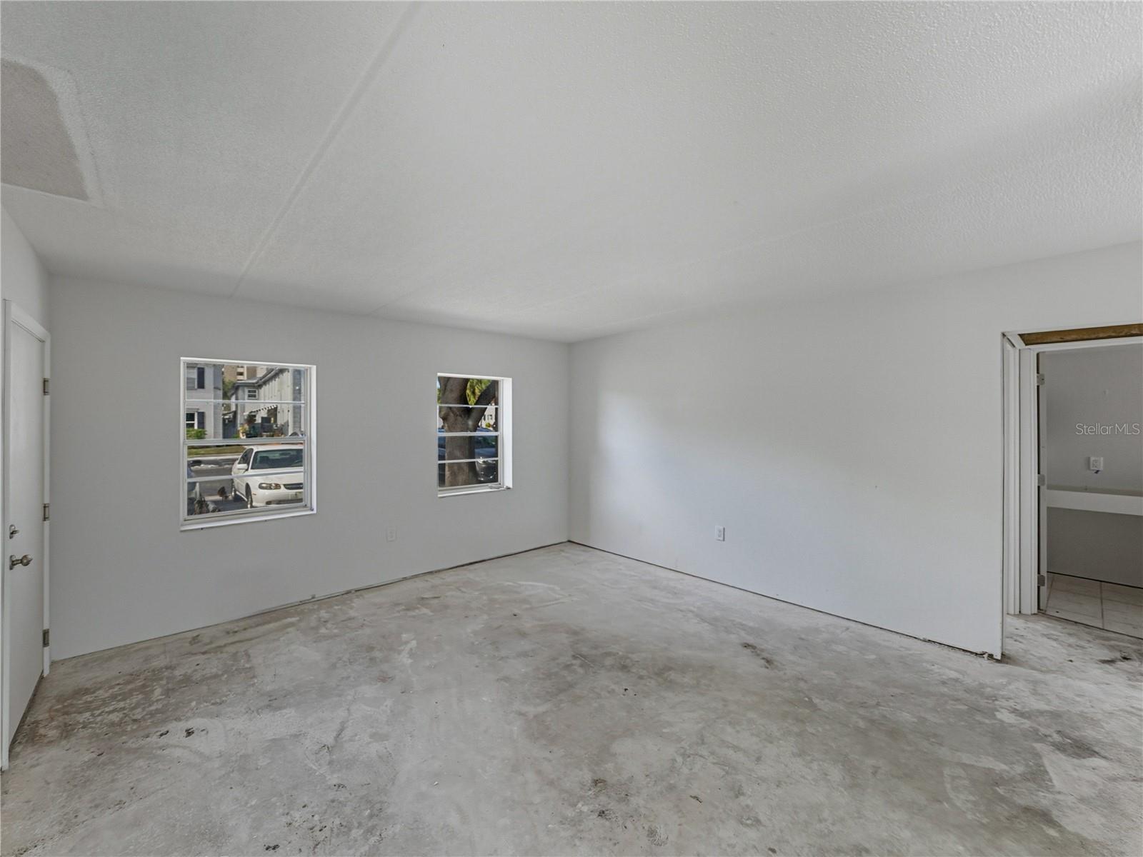 LES CHATEAUX CONDO - Residential