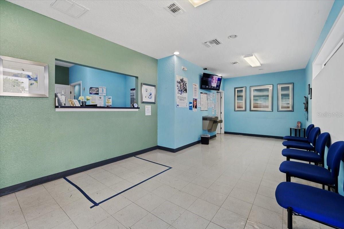 SUMMIT POINT - Commercial Sale