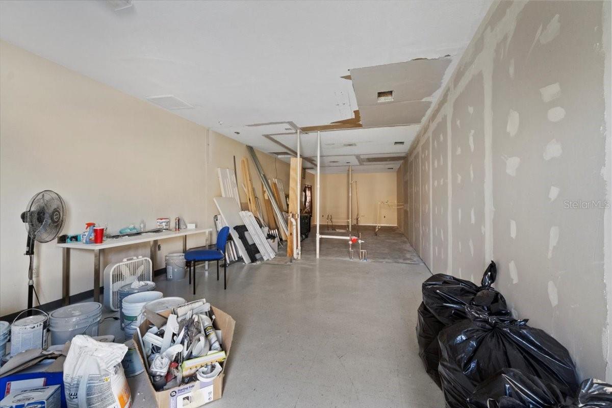 SUMMIT POINT - Commercial Sale