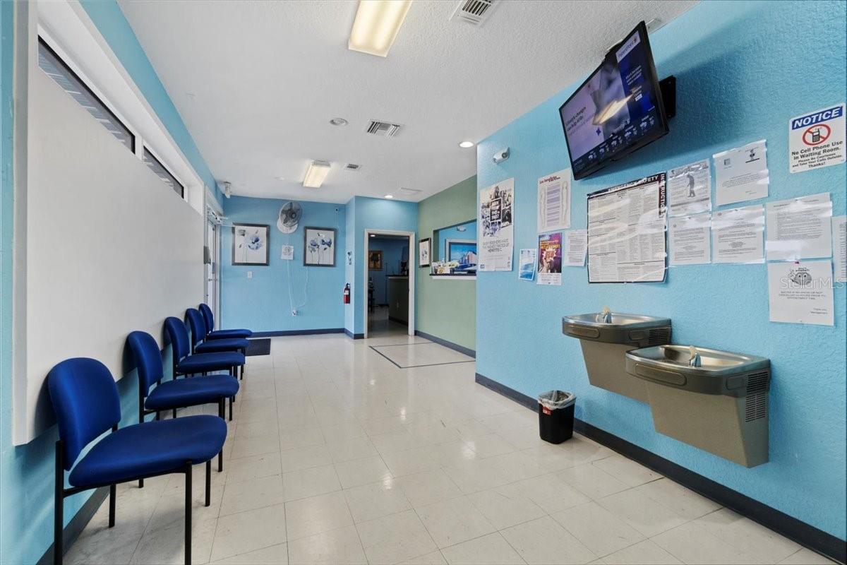 SUMMIT POINT - Commercial Sale