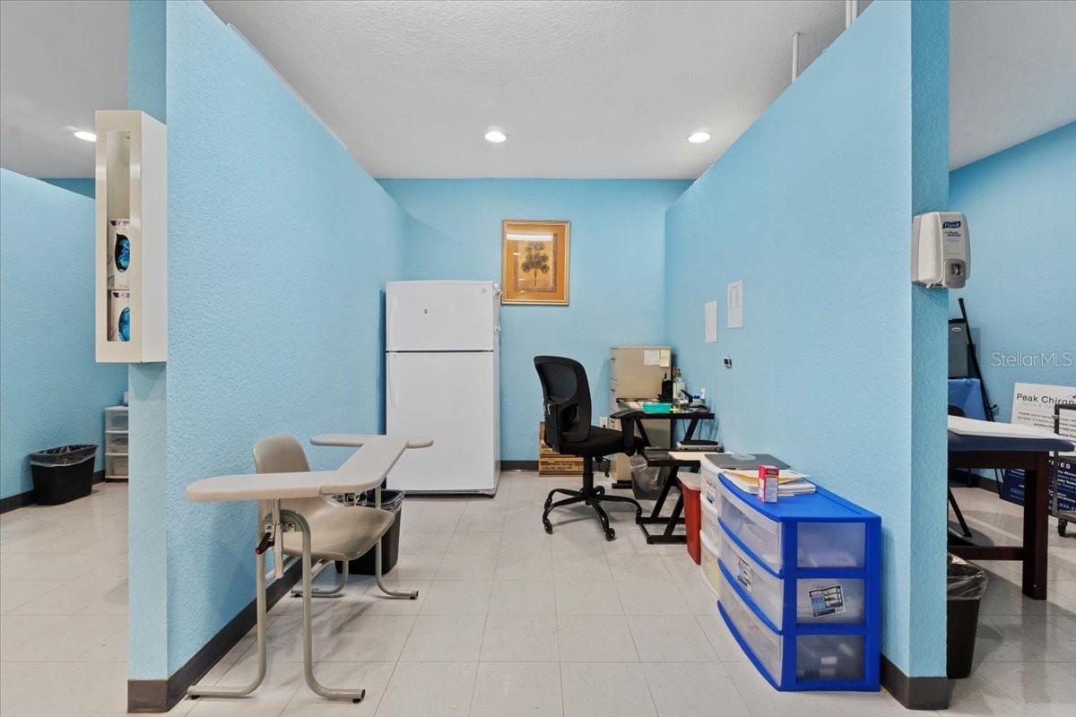 SUMMIT POINT - Commercial Sale