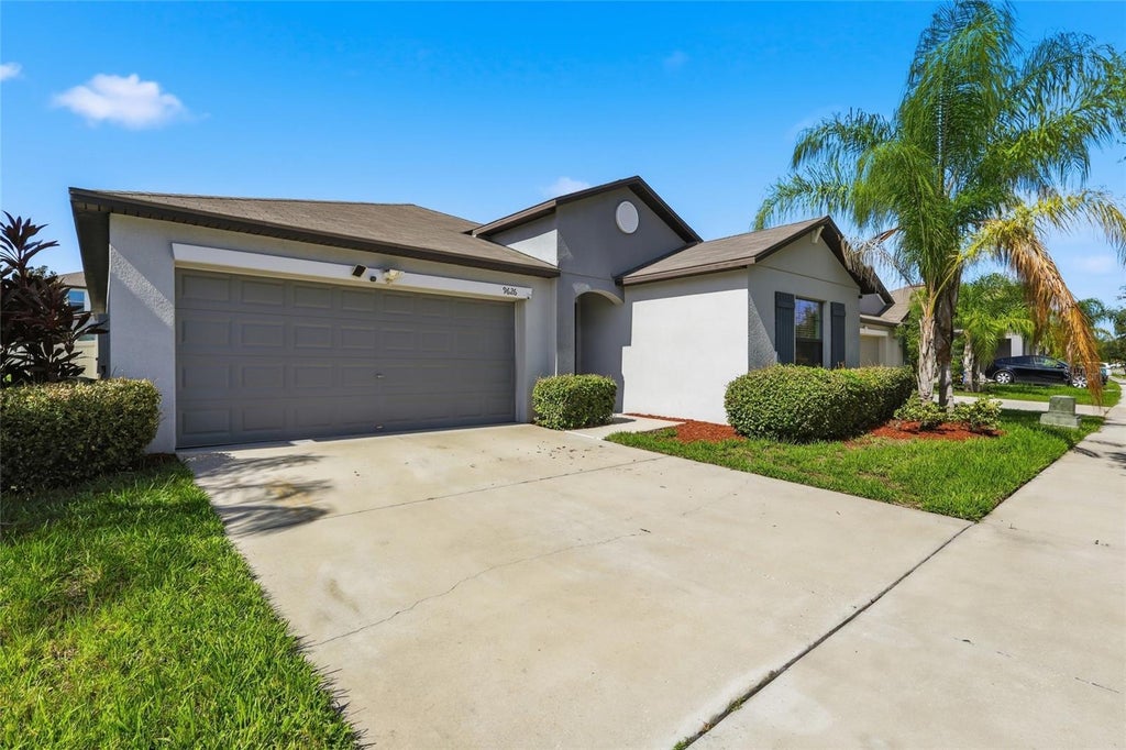 Photo of 9626 Sage Creek Drive, Ruskin, FL 33573 (MLS # TB8535757)