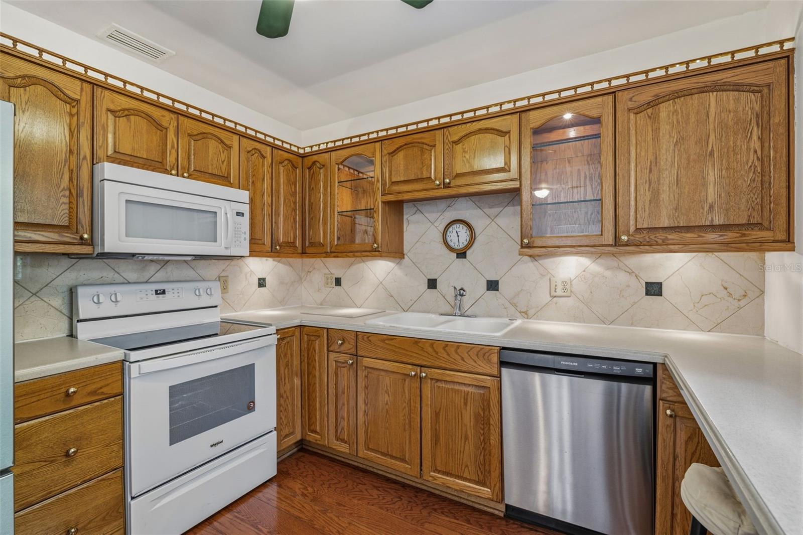 LUCILLE SUB - Residential