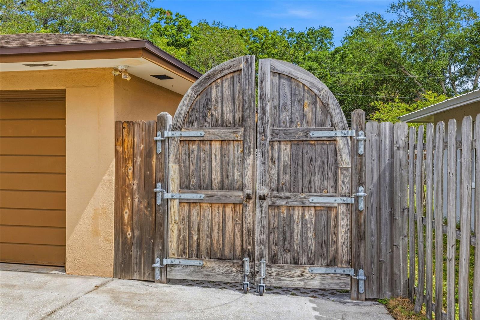 LUCILLE SUB - Residential