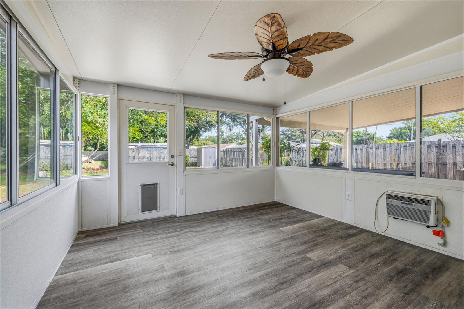 LUCILLE SUB - Residential