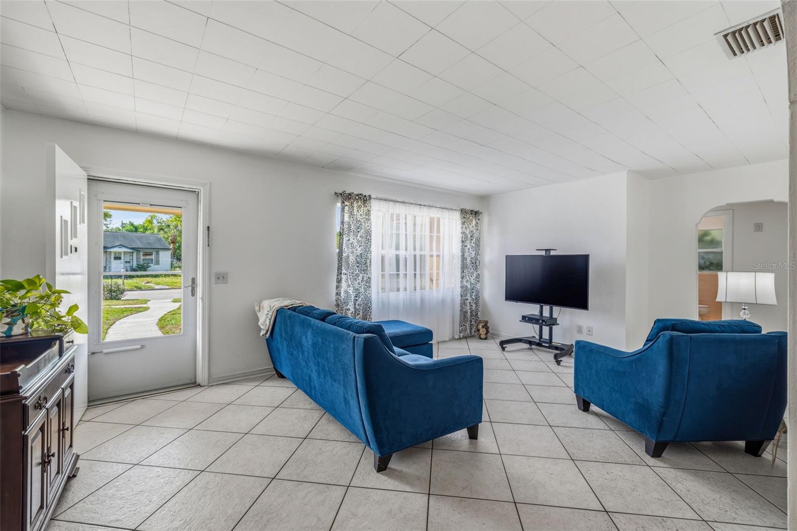 LUCILLE SUB - Residential