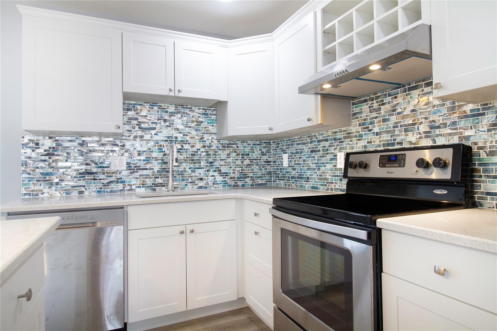 MAINLANDS OF TAMARAC BY THE GULF UNIT 1-C CONDO - Residential Lease