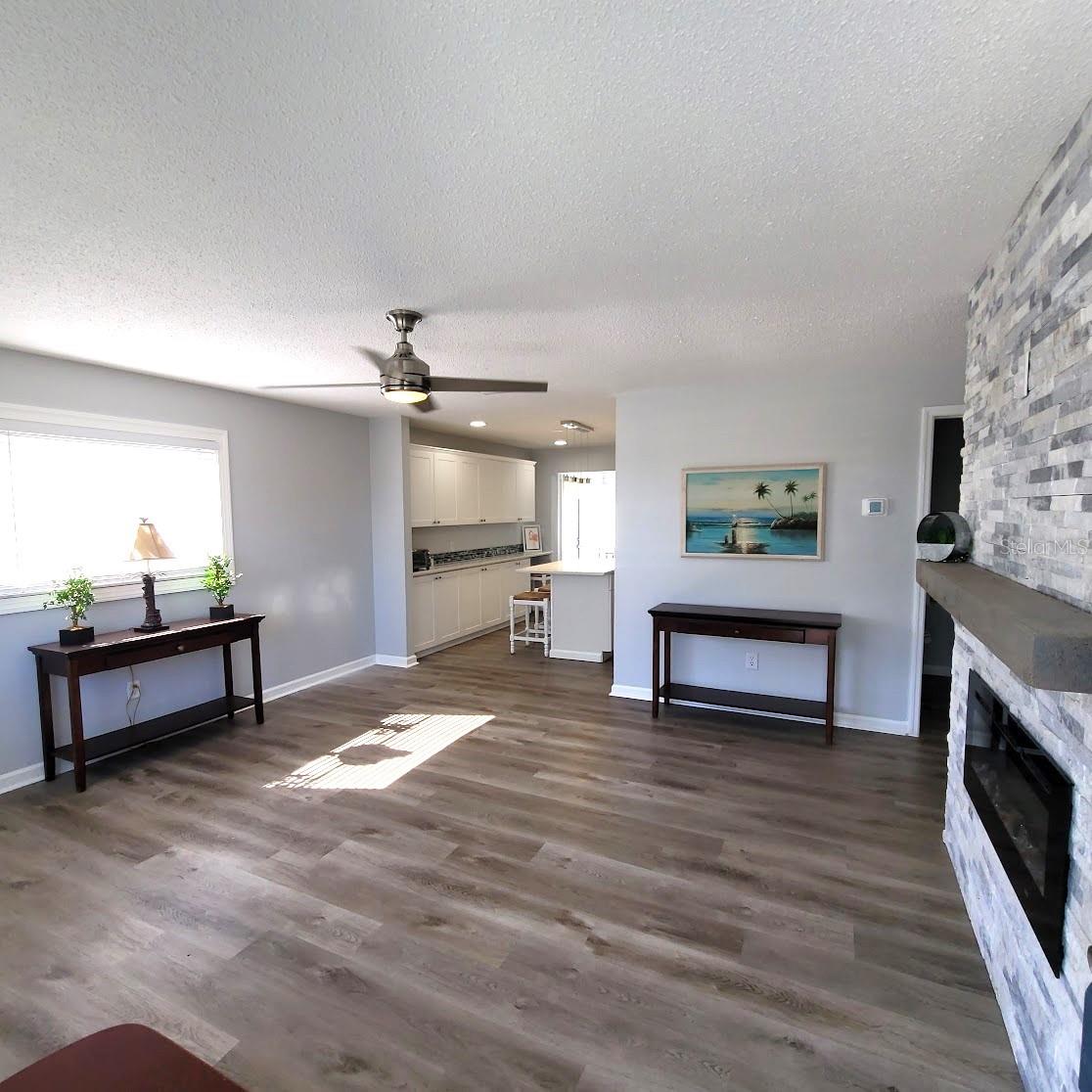 4470 MAINLANDS BOULEVARD W
