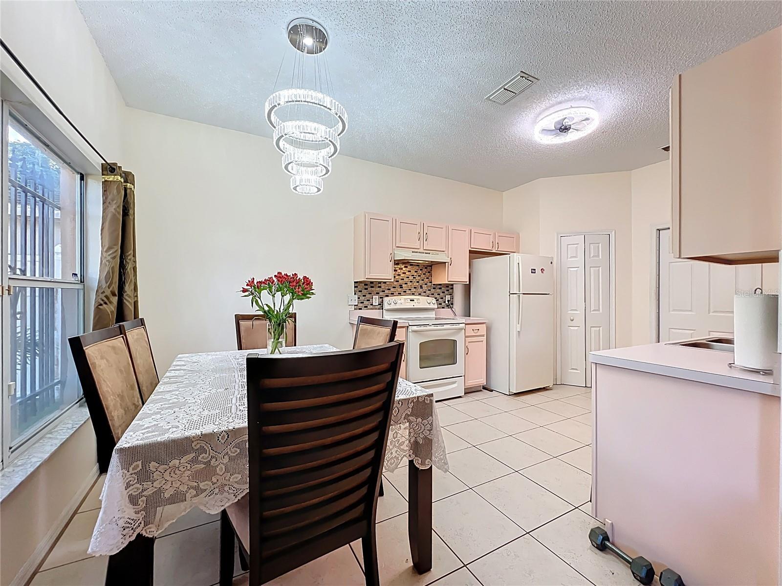 CRYSTAL COVE - Residential