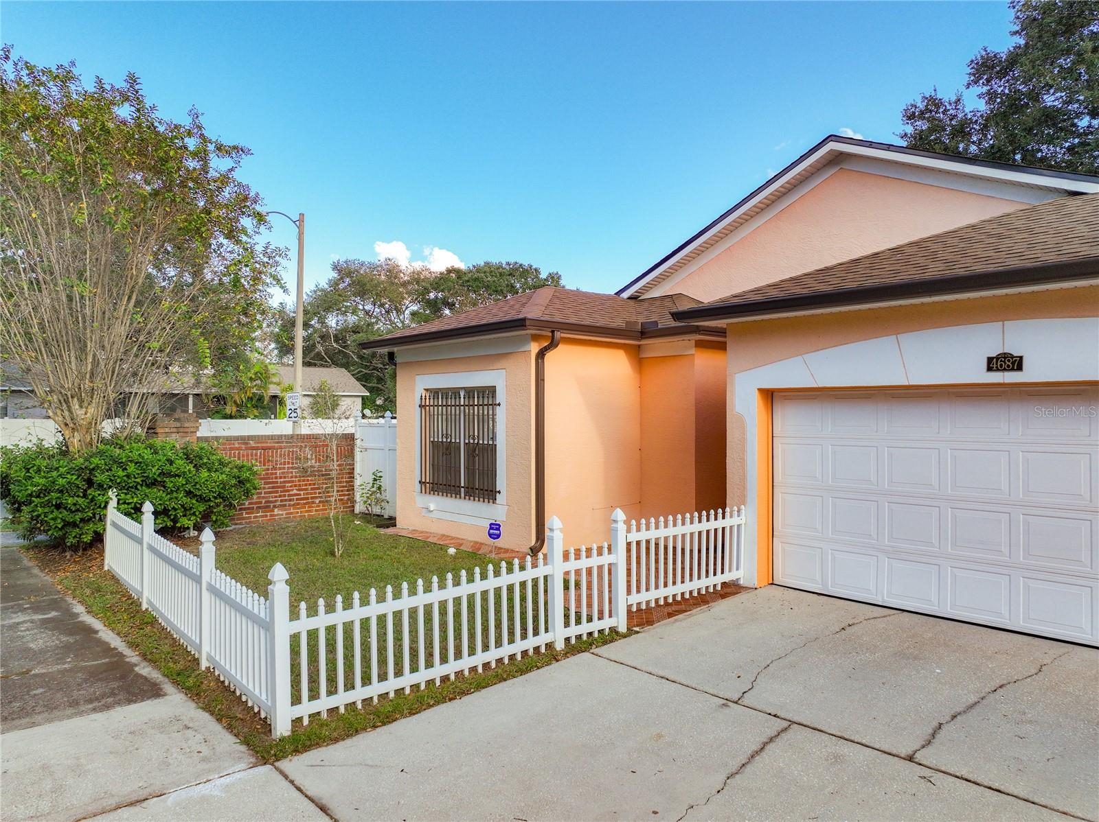 CRYSTAL COVE - Residential