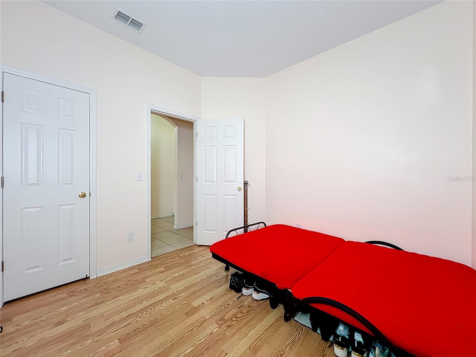 CRYSTAL COVE - Residential