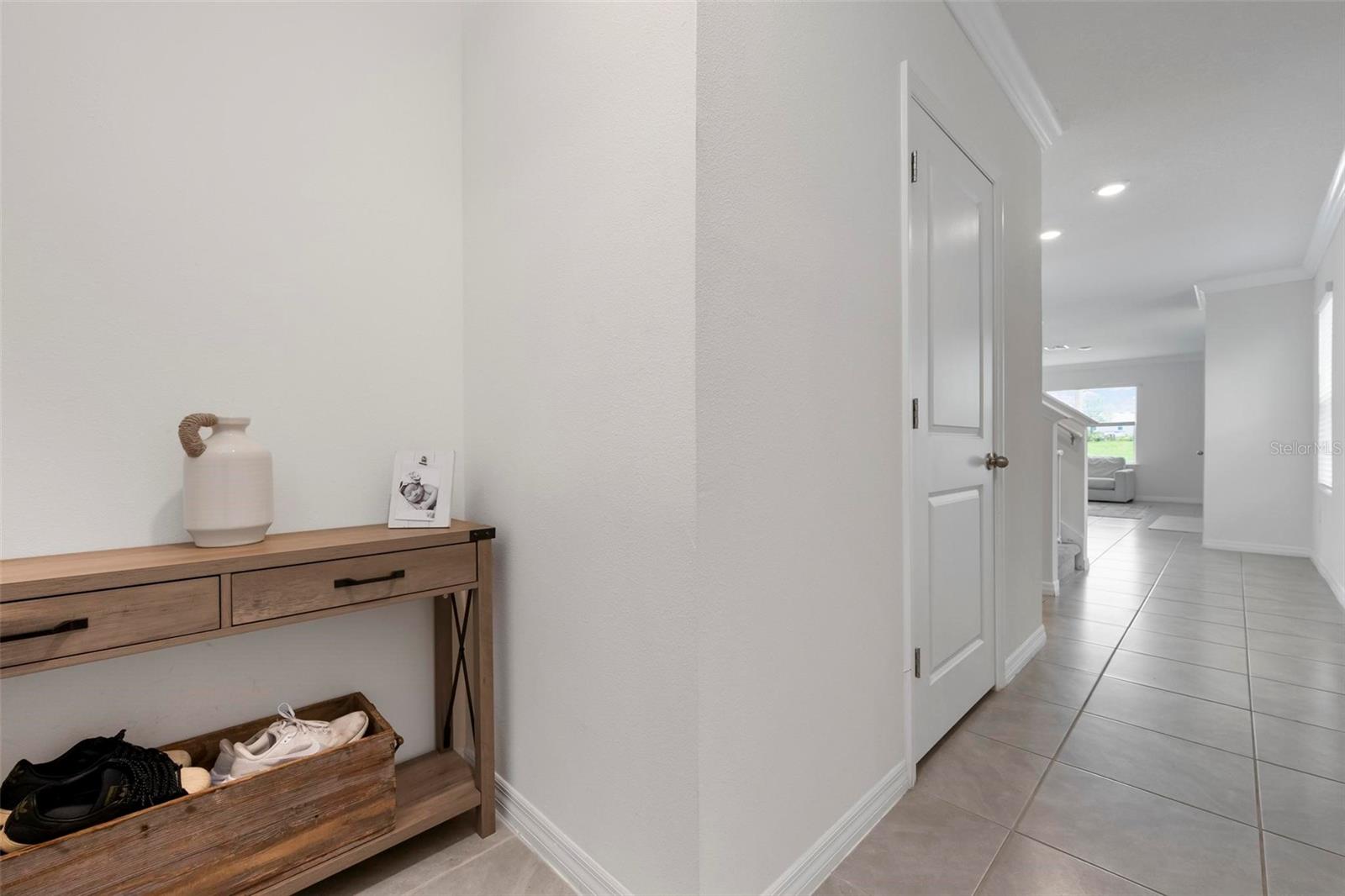 3255 HILLTOP CIRCLE