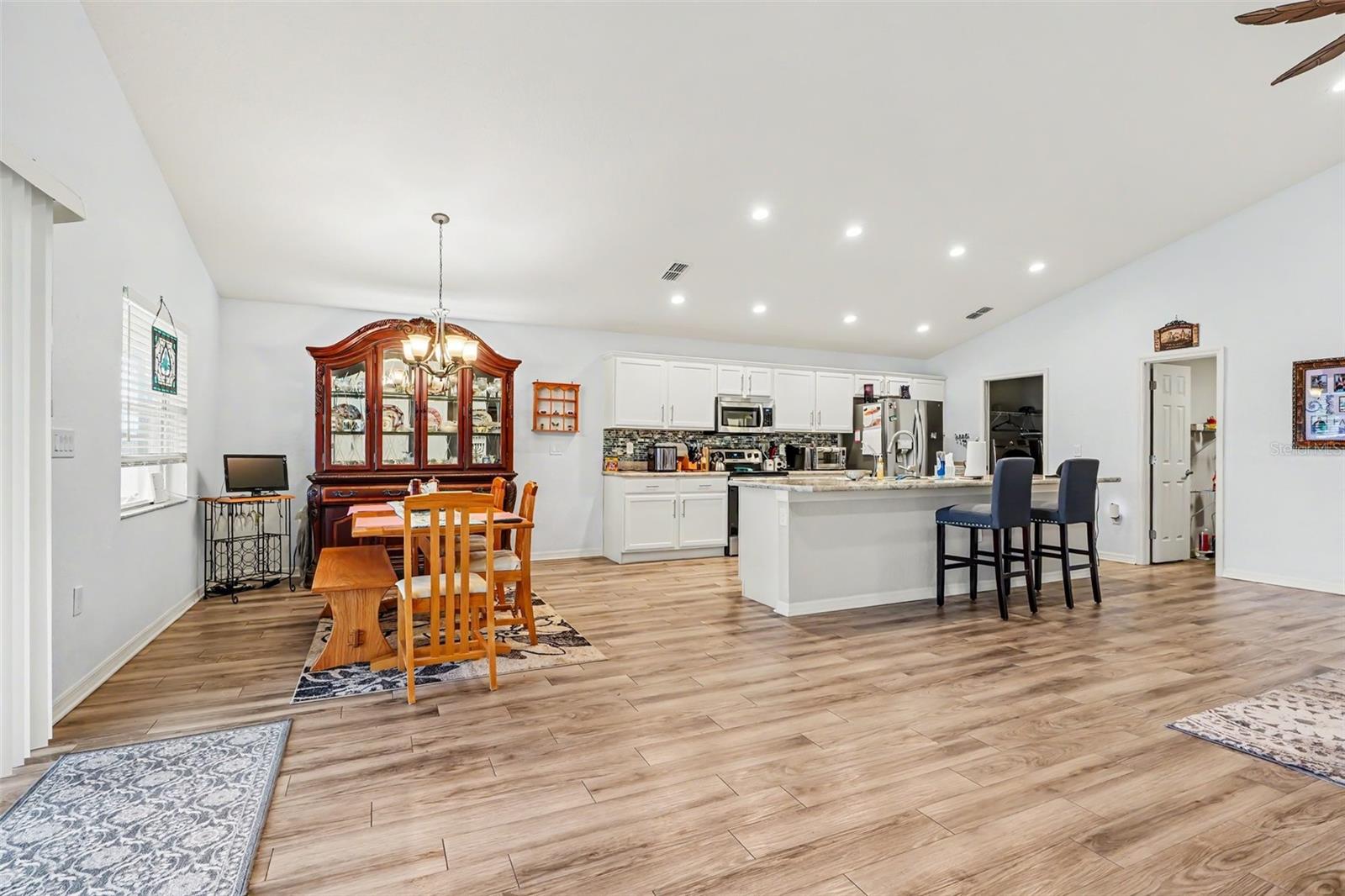TOWNE PARK ESTATES - Residential