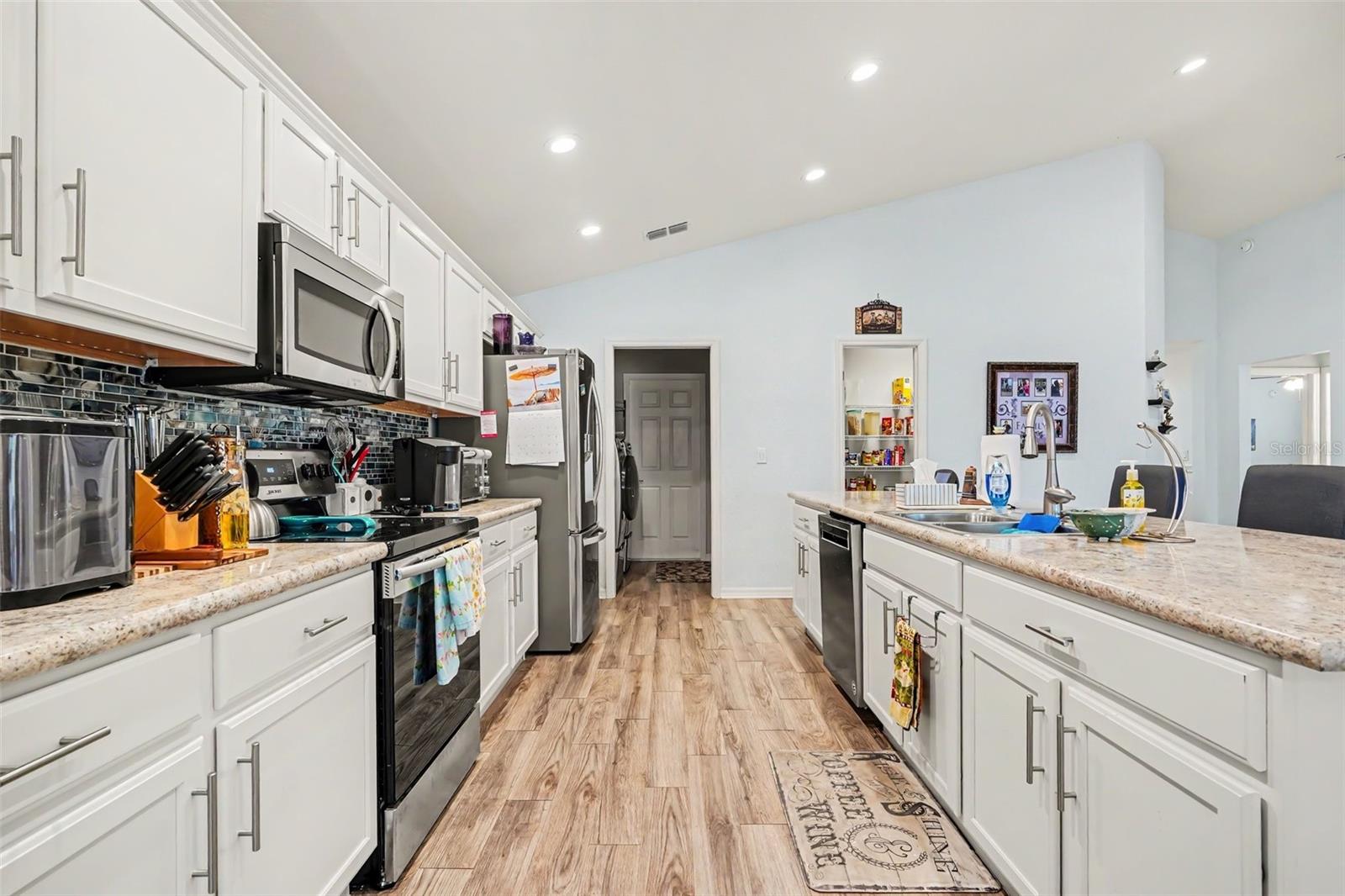 TOWNE PARK ESTATES - Residential