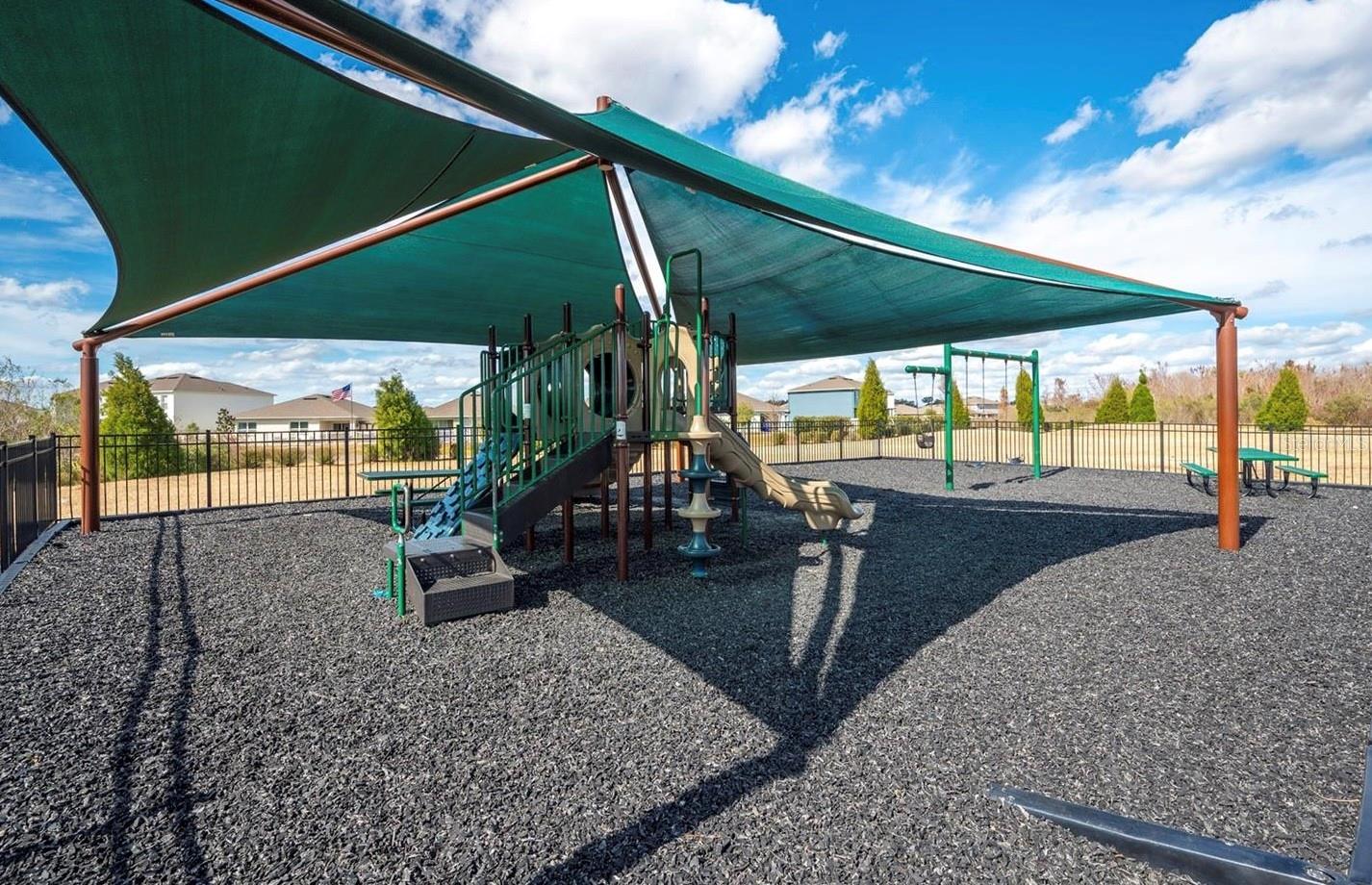 TOWNE PARK ESTATES - Residential