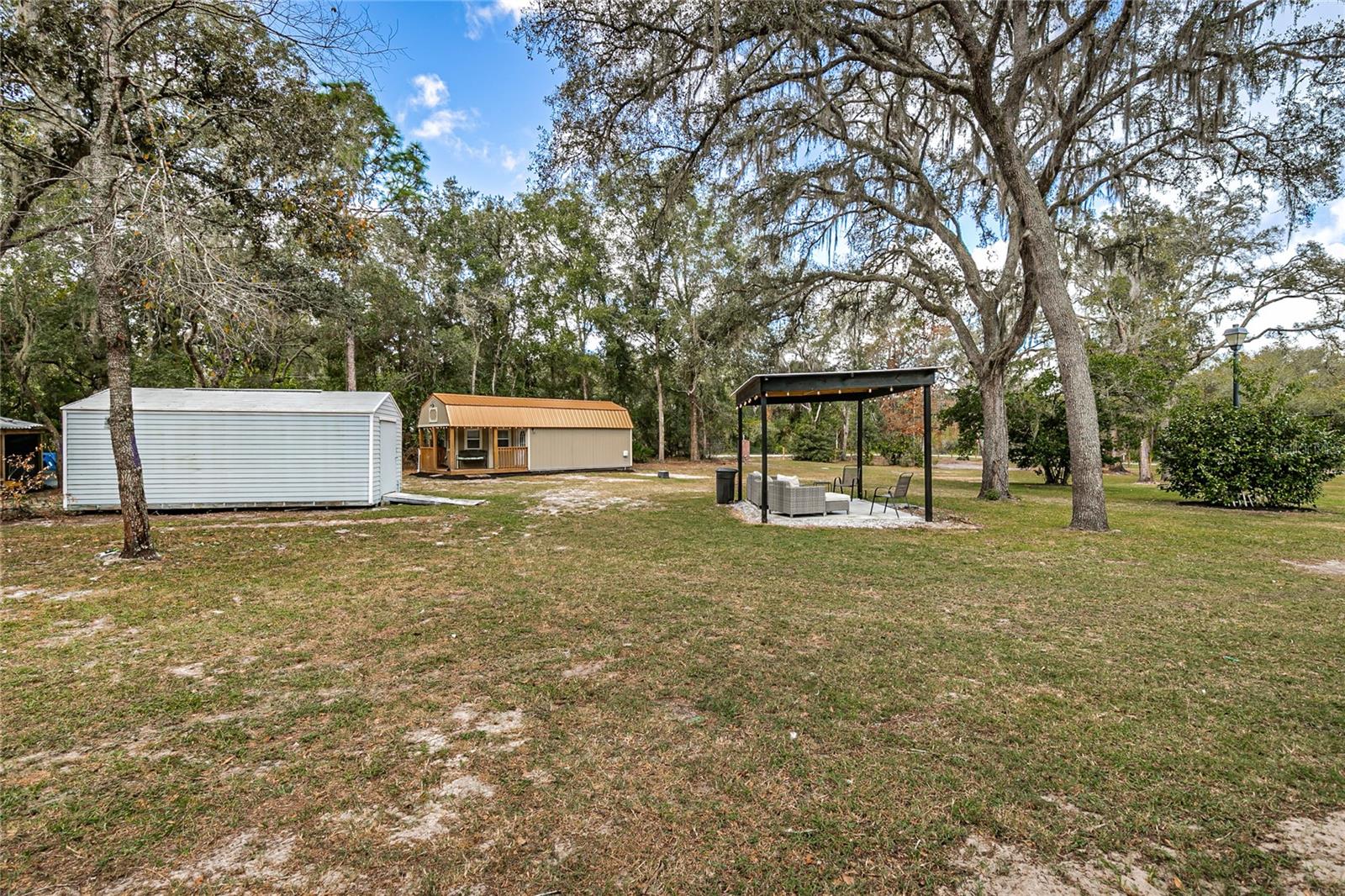 RIVER HEIGHTS ESTATE SMALL FARMS - Residential