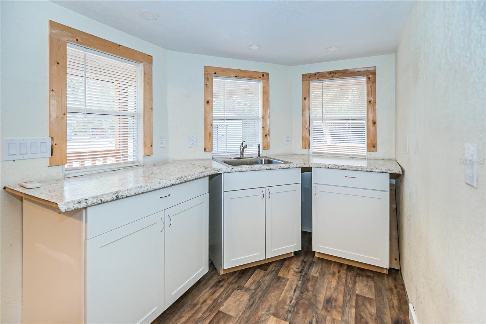 RIVER HEIGHTS ESTATE SMALL FARMS - Residential