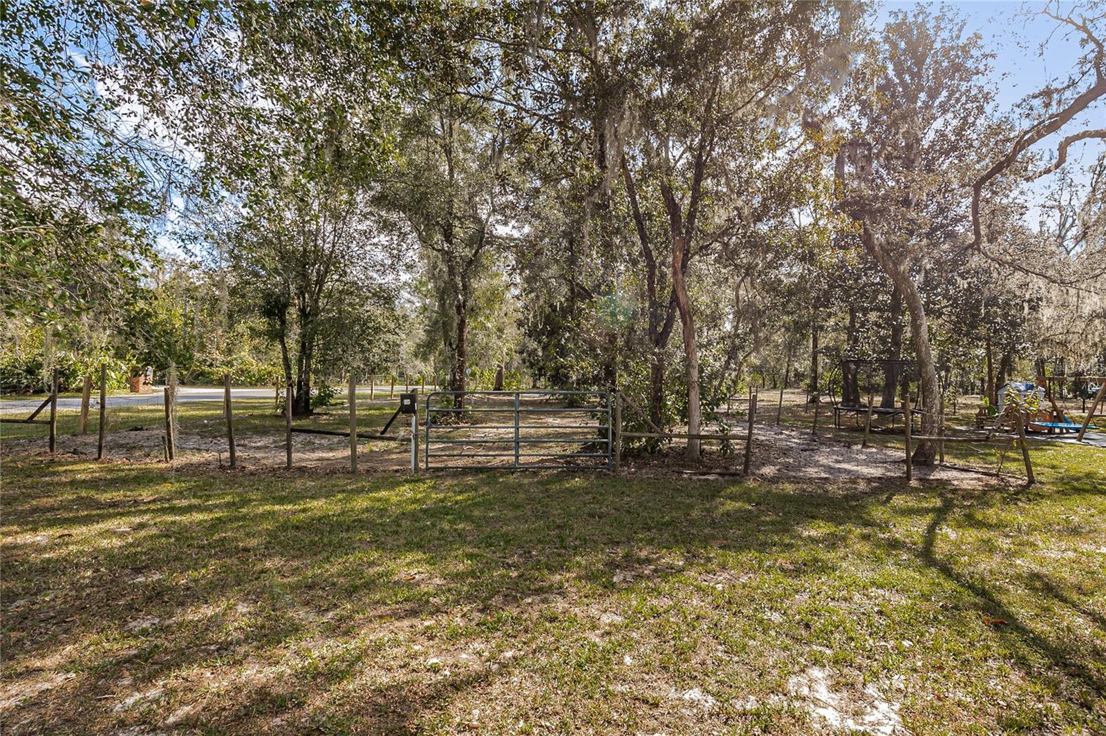 RIVER HEIGHTS ESTATE SMALL FARMS - Residential