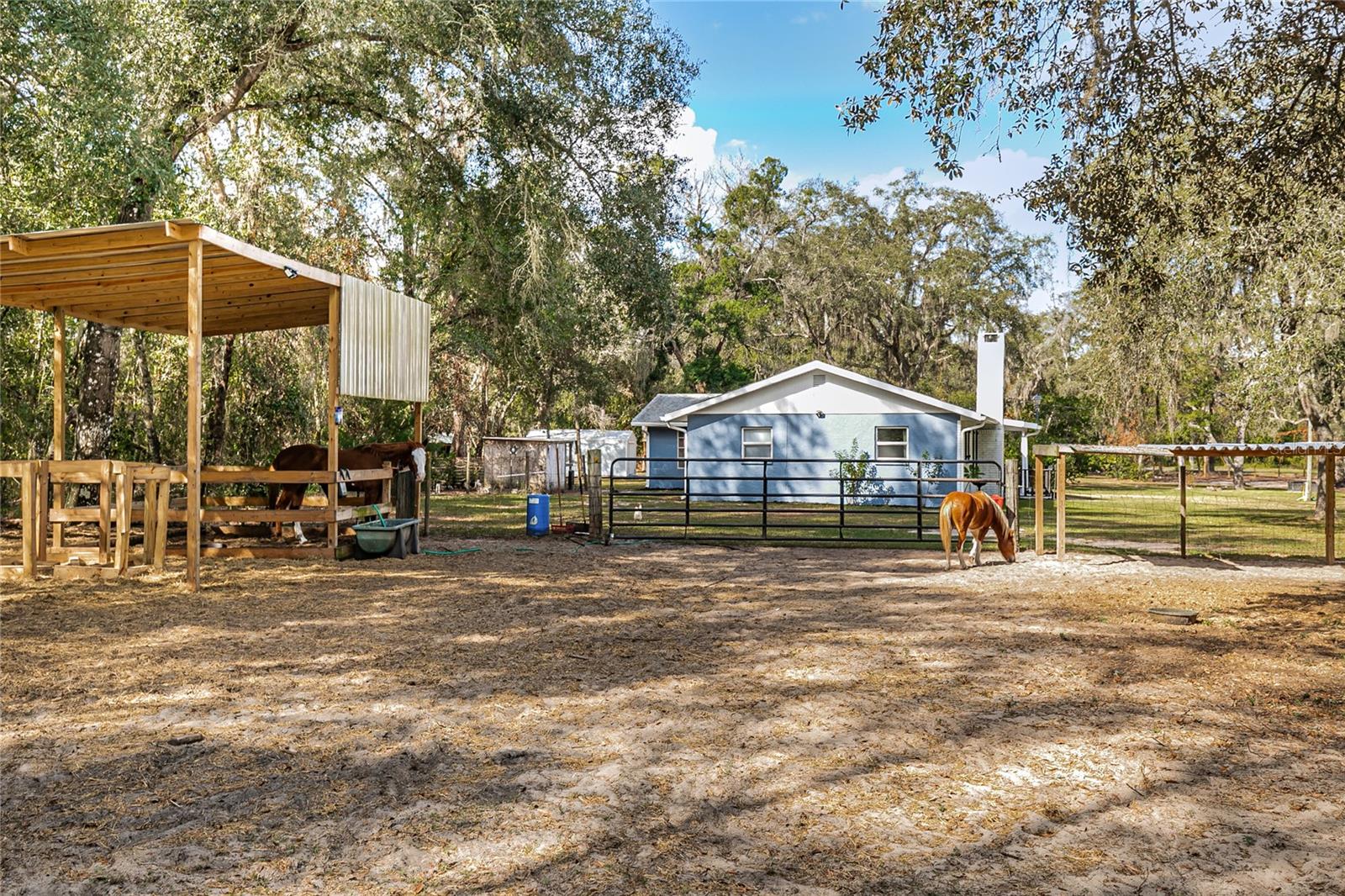 RIVER HEIGHTS ESTATE SMALL FARMS - Residential