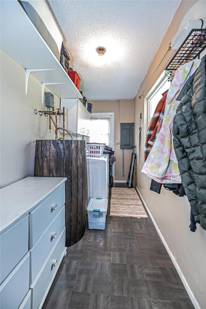 RIVER HEIGHTS ESTATE SMALL FARMS - Residential