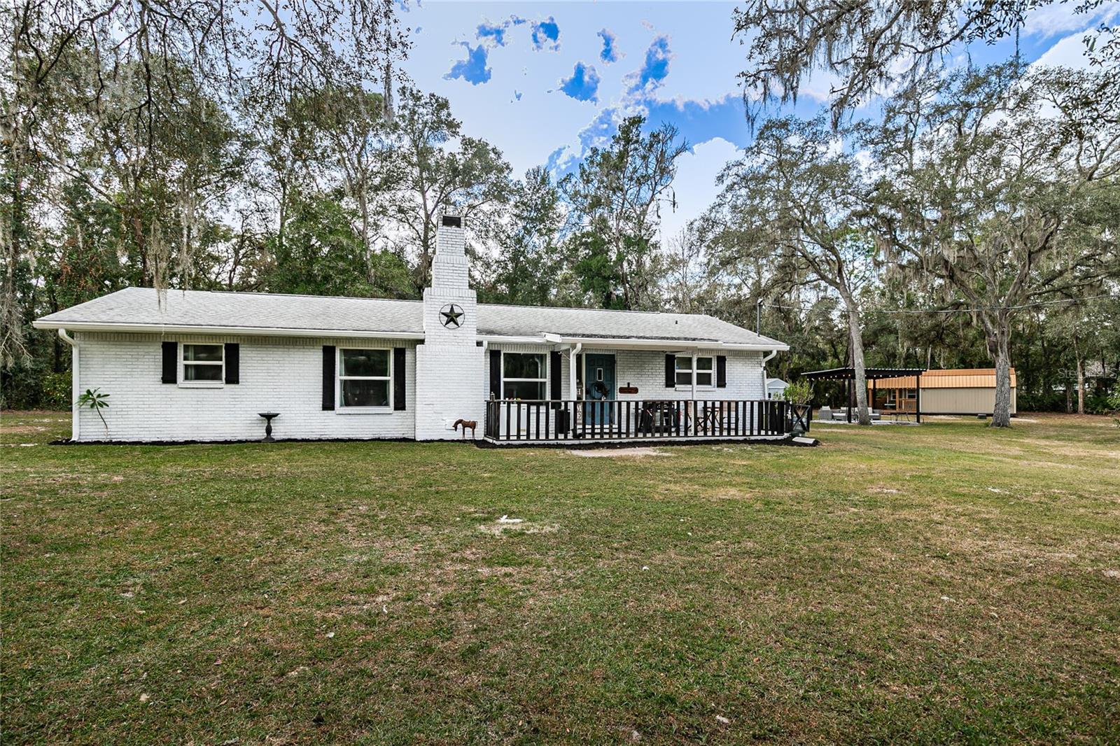 RIVER HEIGHTS ESTATE SMALL FARMS - Residential