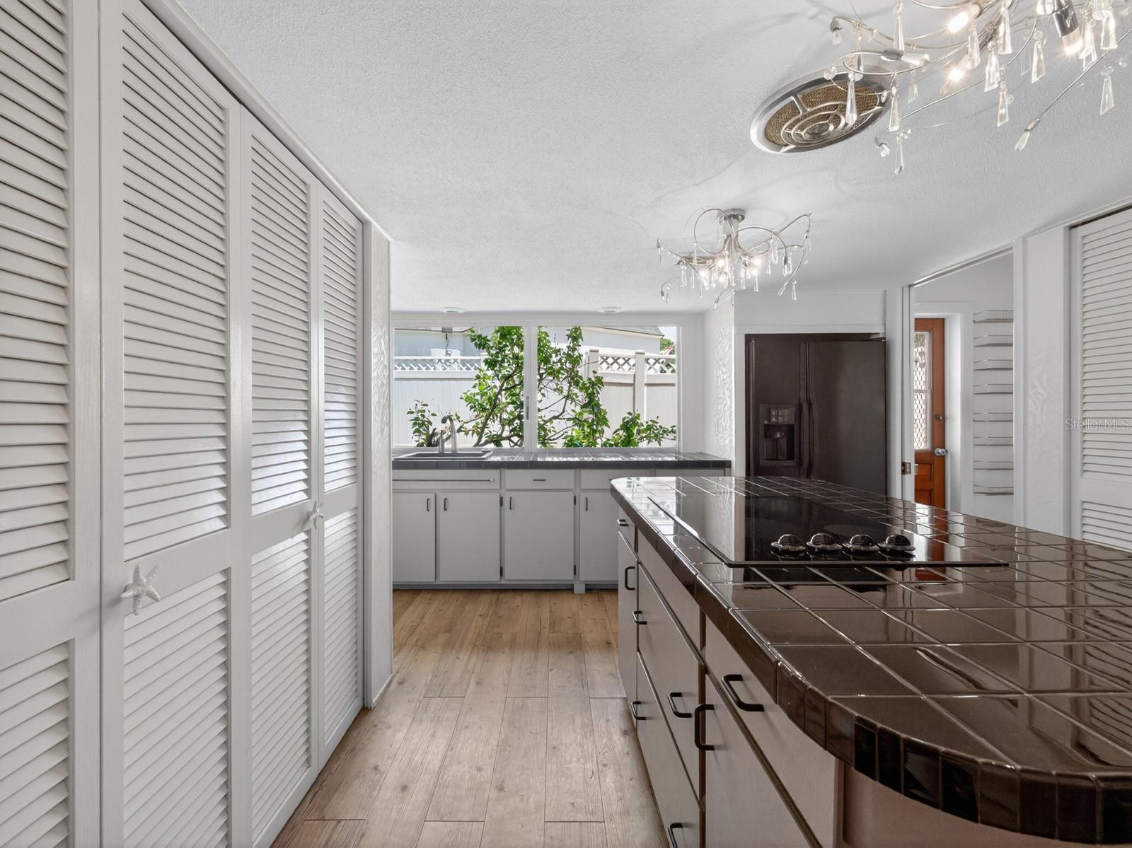 DOMMERICH WOODS - Residential