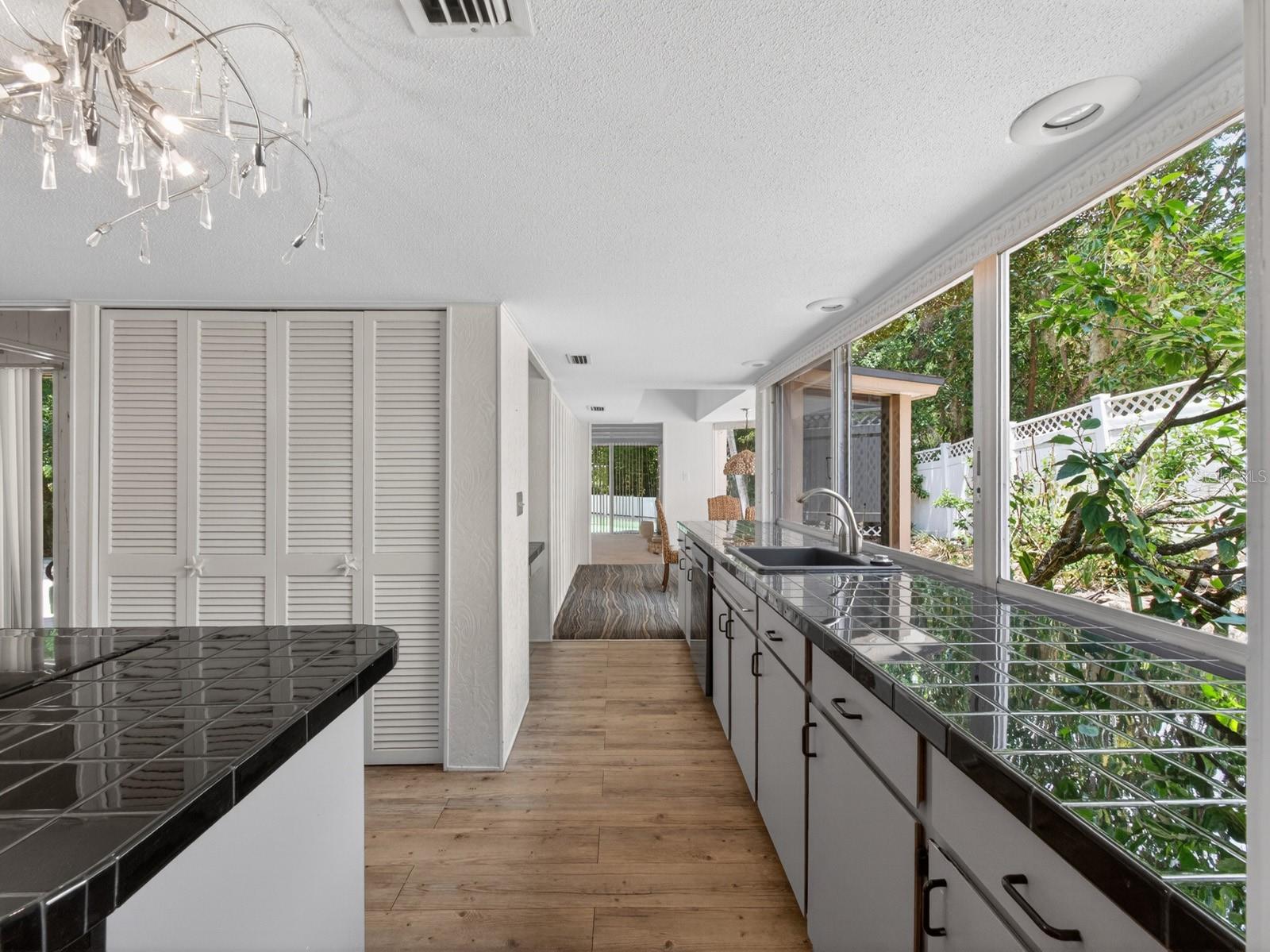 DOMMERICH WOODS - Residential