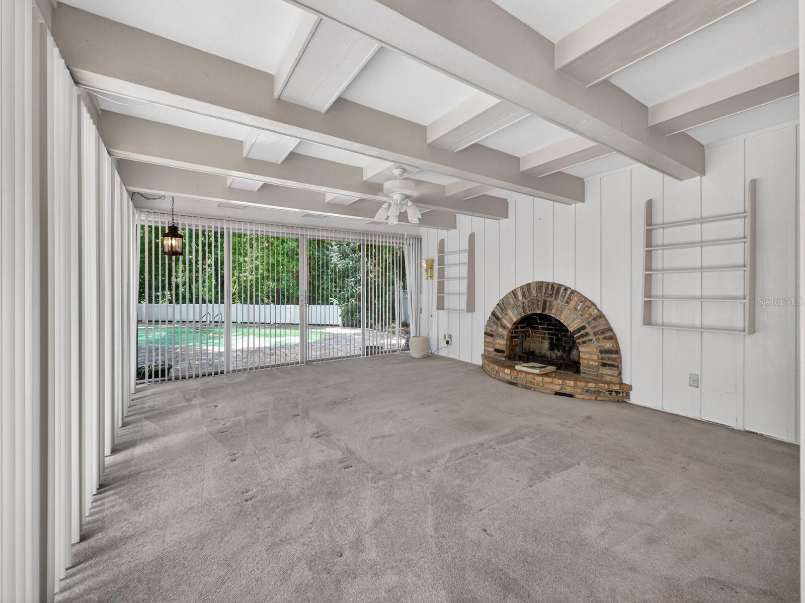 DOMMERICH WOODS - Residential
