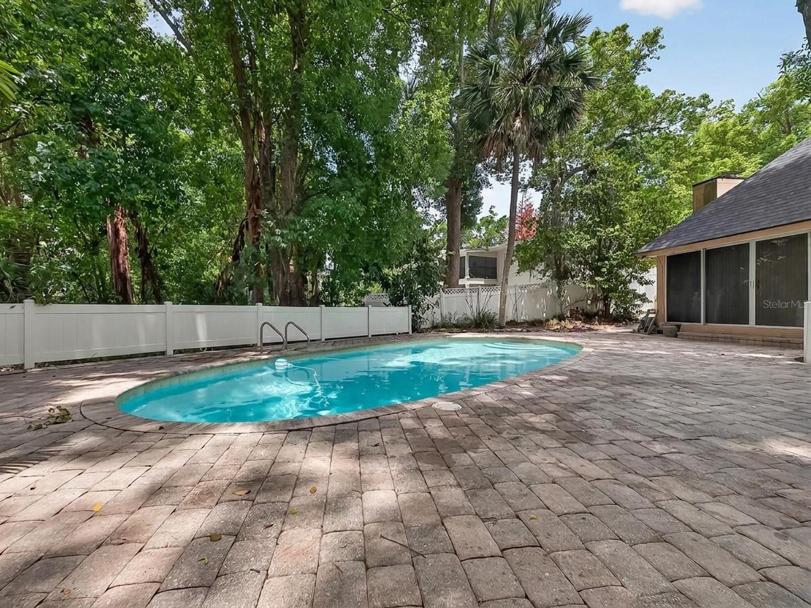 DOMMERICH WOODS - Residential