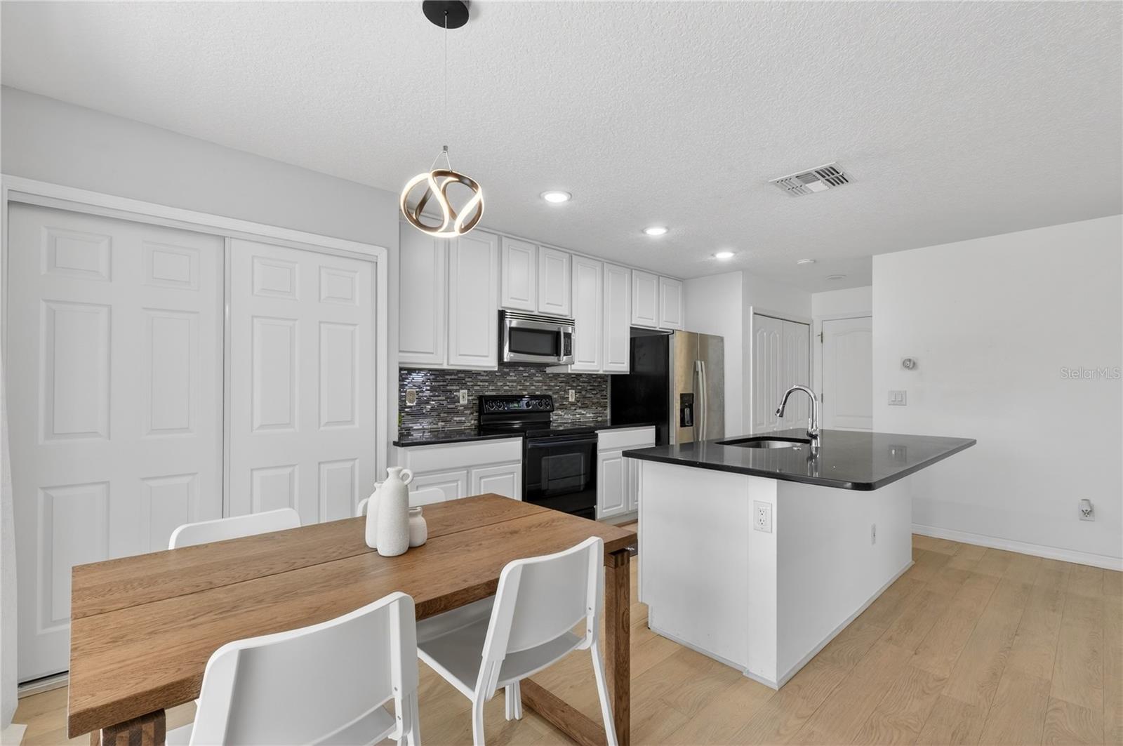 STONE FOREST - Residential