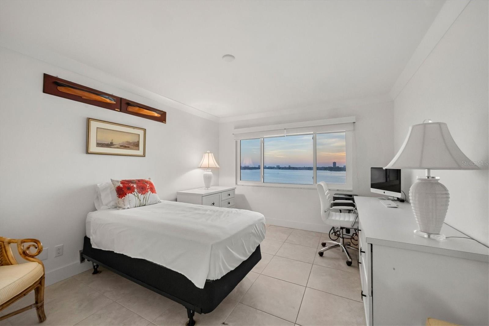 BAY POINT APTS - Residential